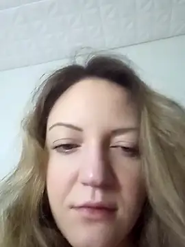 Snapshot of KattyLuuu chatting on 28, 2, 2026 KattyLuuu online show from 28, 2, 2026