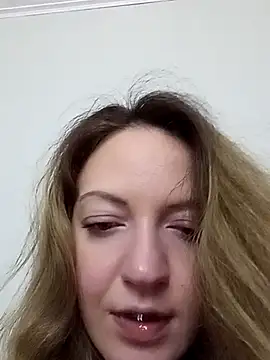 Snapshot of KattyLuuu chatting on 21, 3, 2026 KattyLuuu online show from 21, 3, 2026