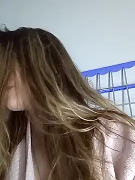 Snapshot of KattyLuuu chatting on 28, 3, 2026 KattyLuuu online show from 28, 3, 2026