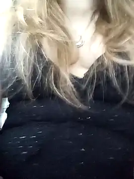 Snapshot of KattyLuuu chatting on 16, 4, 2026 KattyLuuu online show from 16, 4, 2026