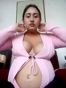 Snapshot of hanna_sky1 chatting on 12, 2, 2025 hanna sky1 online show from 12, 2, 2025