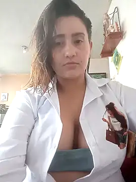 Snapshot of hanna_sky1 chatting on 17, 3, 2025 hanna sky1 online show from 17, 3, 2025
