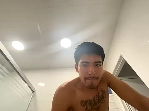 GIOOOO568 online show from 22, 9, 2025