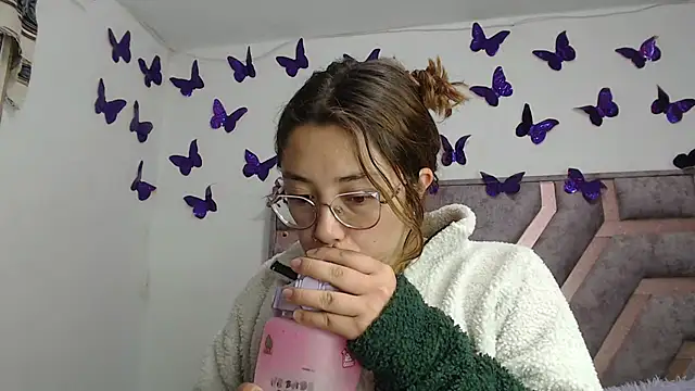 Anny Fox- online show from 22, 11, 2025