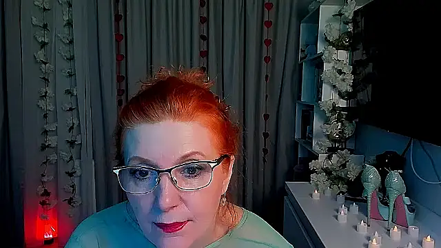 Snapshot of Fire-Fox-One chatting on 30, 10, 2025 Fire-Fox-One online show from 30, 10, 2025