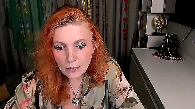 Snapshot of Fire-Fox-One chatting on 11, 2, 2026 Fire-Fox-One online show from 11, 2, 2026