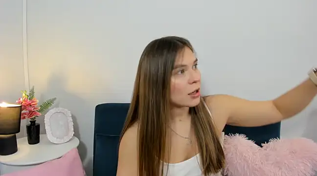 Snapshot of CamilaAmazing chatting on 6, 2, 2025 CamilaAmazing online show from 6, 2, 2025
