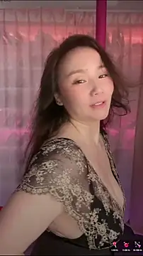 baobaomiqi linger online show from 15, 9, 2025