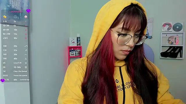 Fresita Rosita online show from 4, 3, 2025