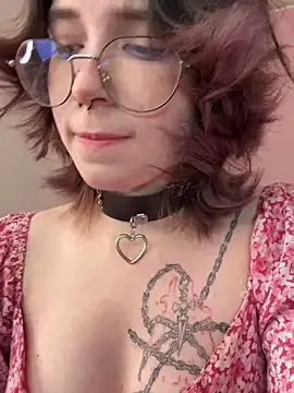 lilithlunna online show from 12, 3, 2025