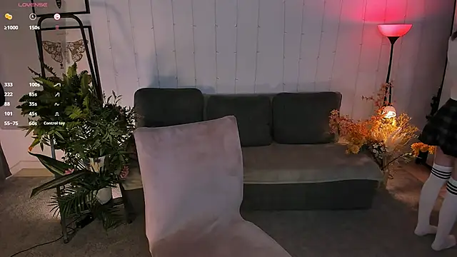 lilithlunna online show from 24, 9, 2025