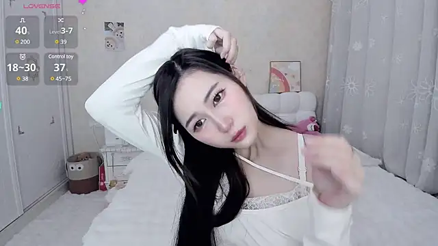 Snapshot of Tomakto chatting on 19, 2, 2025 Tomakto online show from 19, 2, 2025