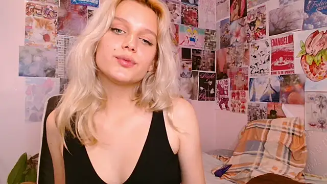 MeowthLilu online show from 1, 3, 2025