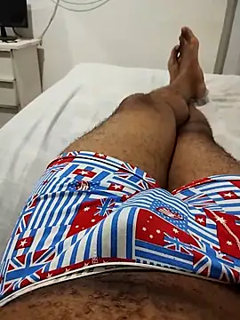 lucasquirao1234 online show from 29, 9, 2025