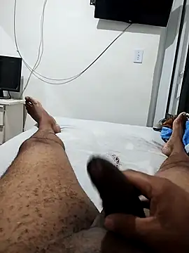 lucasquirao1234 online show from 8, 10, 2025