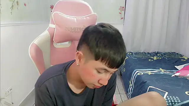 Snapshot of didier_king_ chatting on 7, 2, 2025 didier king online show from 7, 2, 2025