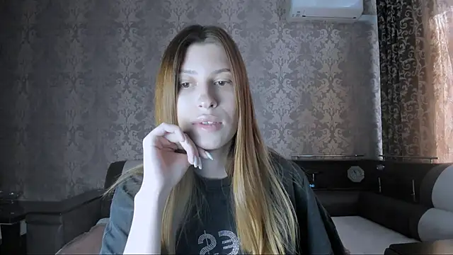 Agnes Allenn online show from 16, 9, 2025