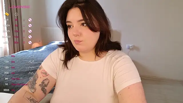 YumiYammy online show from 12, 6, 2026