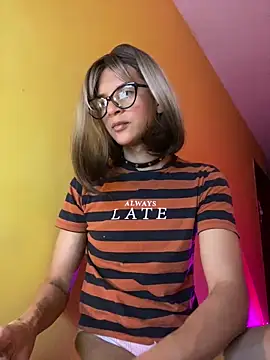 thalia dyson online show from 7, 1, 2025