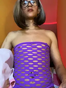 thalia dyson online show from 25, 1, 2025