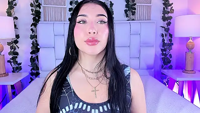 Snapshot of Miaa_gh1 chatting on 4, 12, 2025 Miaa gh1 online show from 4, 12, 2025