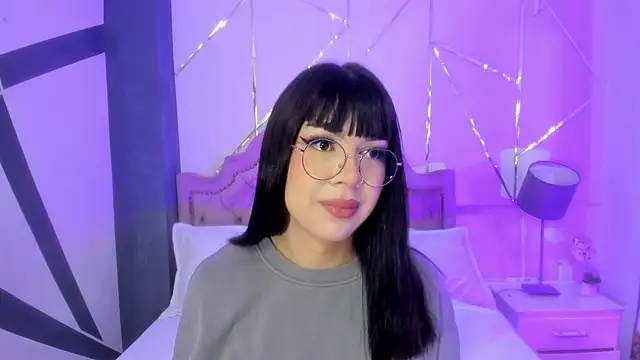 RoseCassie online show from 12, 1, 2025