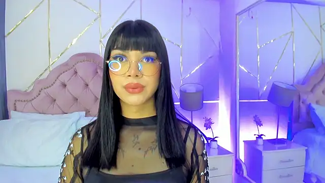 RoseCassie online show from 22, 1, 2025