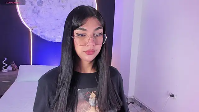 RoseCassie online show from 28, 11, 2025