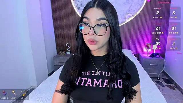 Snapshot of RoseCassie chatting on 19, 5, 2026 RoseCassie online show from 19, 5, 2026