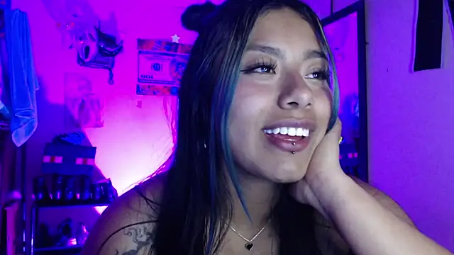 Snapshot of Katta_ossa chatting on 8, 11, 2025 Katta ossa online show from 8, 11, 2025