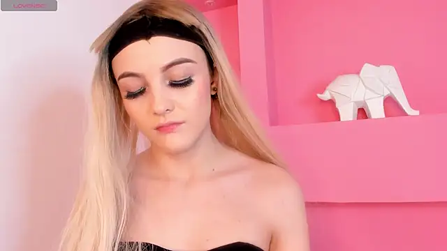 KendalPrince online show from 12, 10, 2025