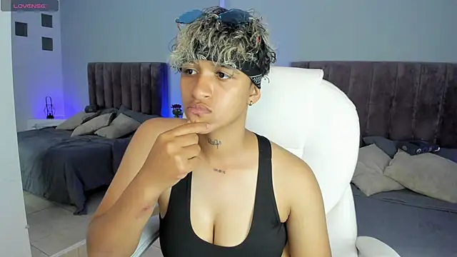 Dominick jones online show from 19, 1, 2025