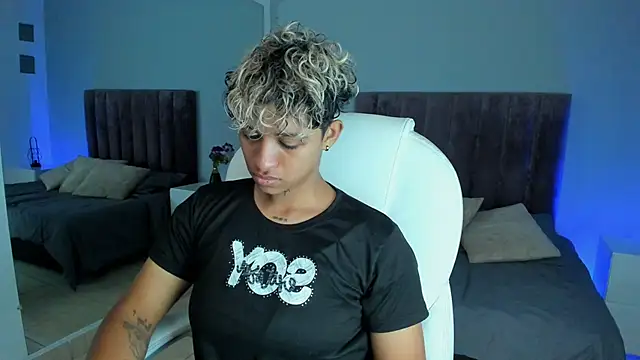 Dominick jones online show from 26, 1, 2025