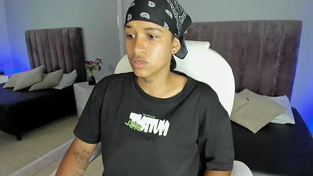 Dominick jones online show from 29, 1, 2025