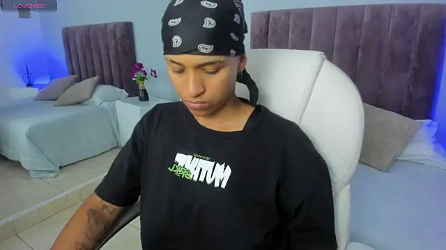 Dominick jones online show from 10, 2, 2025