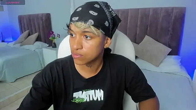 Dominick jones online show from 11, 2, 2025