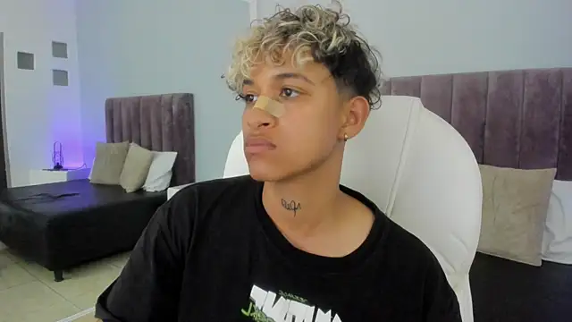 Dominick jones online show from 12, 2, 2025