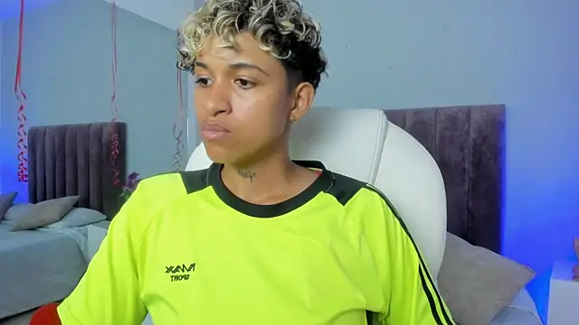 Dominick jones online show from 17, 2, 2025