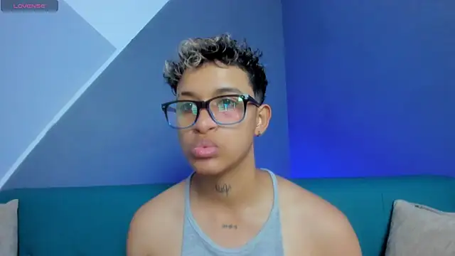 Dominick jones online show from 17, 3, 2025