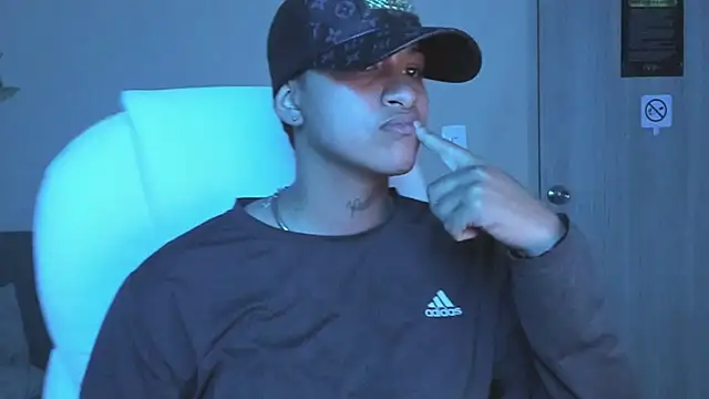 Dominick jones online show from 6, 10, 2025