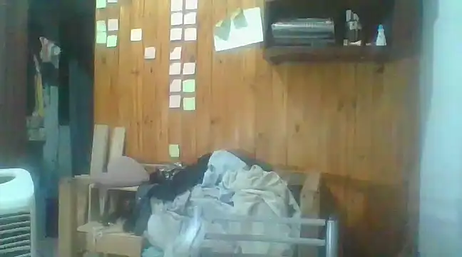 Snapshot of italianbighorse22 chatting on 2, 1, 2025 italianbighorse22 online show from 2, 1, 2025
