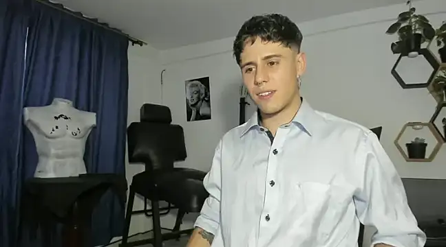 Antonello Vannucci online show from 8, 3, 2025