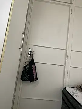 beverlyxxxx online show from 19, 3, 2025