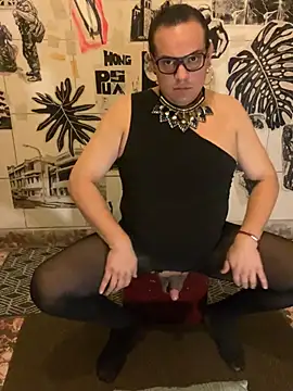 NikkelSofia online show from 10, 2, 2025