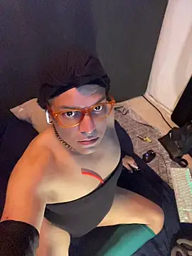 NikkelSofia online show from 30, 4, 2026