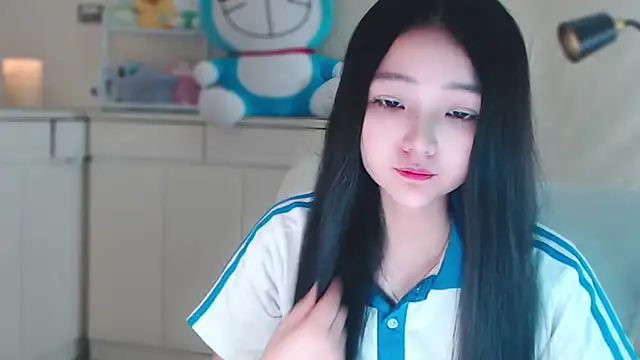 Snapshot of xiao-xiao-D chatting on 6, 1, 2025 xiao-xiao-D online show from 6, 1, 2025