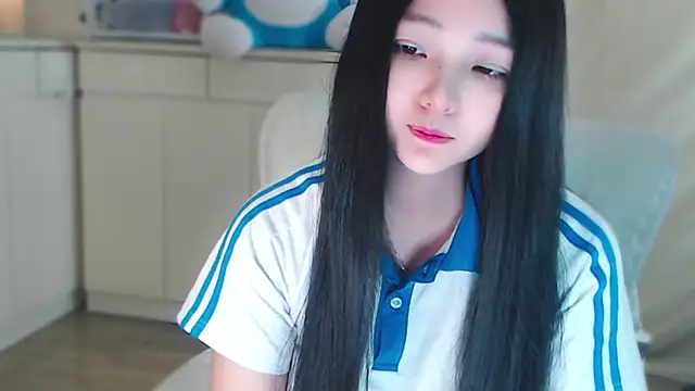 Snapshot of xiao-xiao-D chatting on 6, 1, 2025 xiao-xiao-D online show from 6, 1, 2025