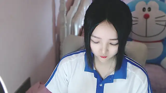 Snapshot of xiao-xiao-D chatting on 19, 2, 2025 xiao-xiao-D online show from 19, 2, 2025