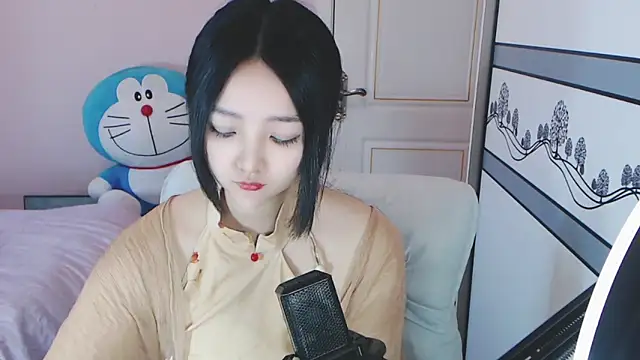Snapshot of xiao-xiao-D chatting on 24, 2, 2025 xiao-xiao-D online show from 24, 2, 2025
