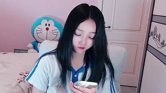 Snapshot of xiao-xiao-D chatting on 4, 3, 2025 xiao-xiao-D online show from 4, 3, 2025